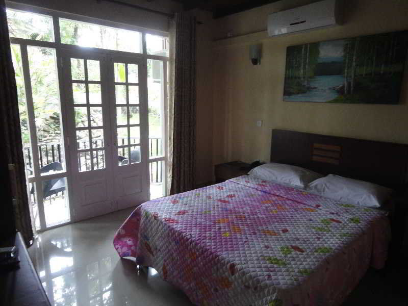 Grand 7 Hotel Thalawathugoda Talawatugoda Bagian luar foto